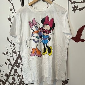 Minnie & Daisy shirt NWOT
